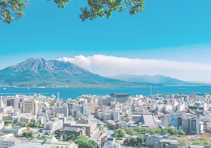 鹿児島市を見渡す風景